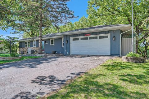 10150 Oak Shore Drive Lakeville MN 55044