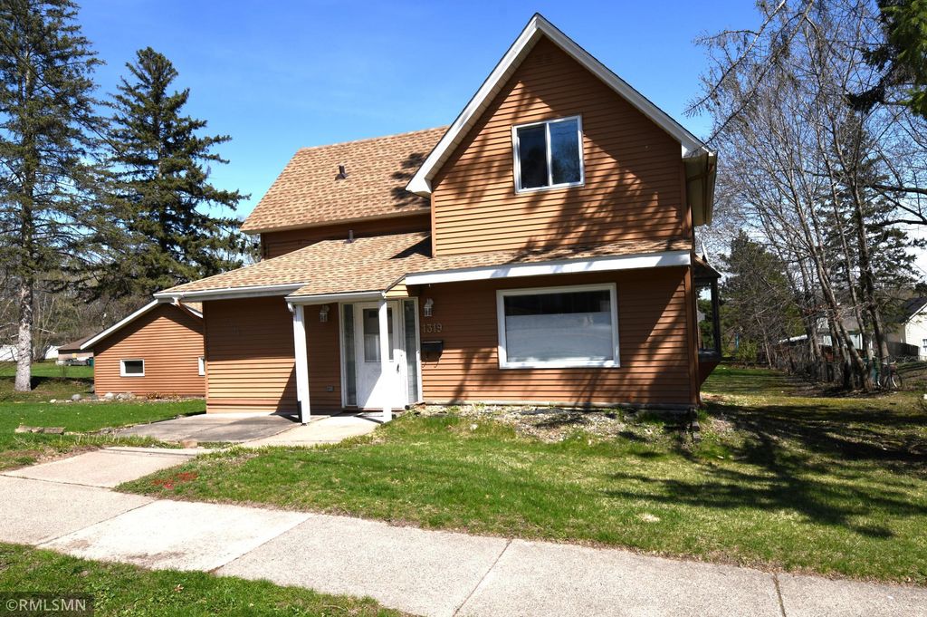 Photo of 1319 2nd Street N, Stillwater, MN 55082 (MLS # 7059736)