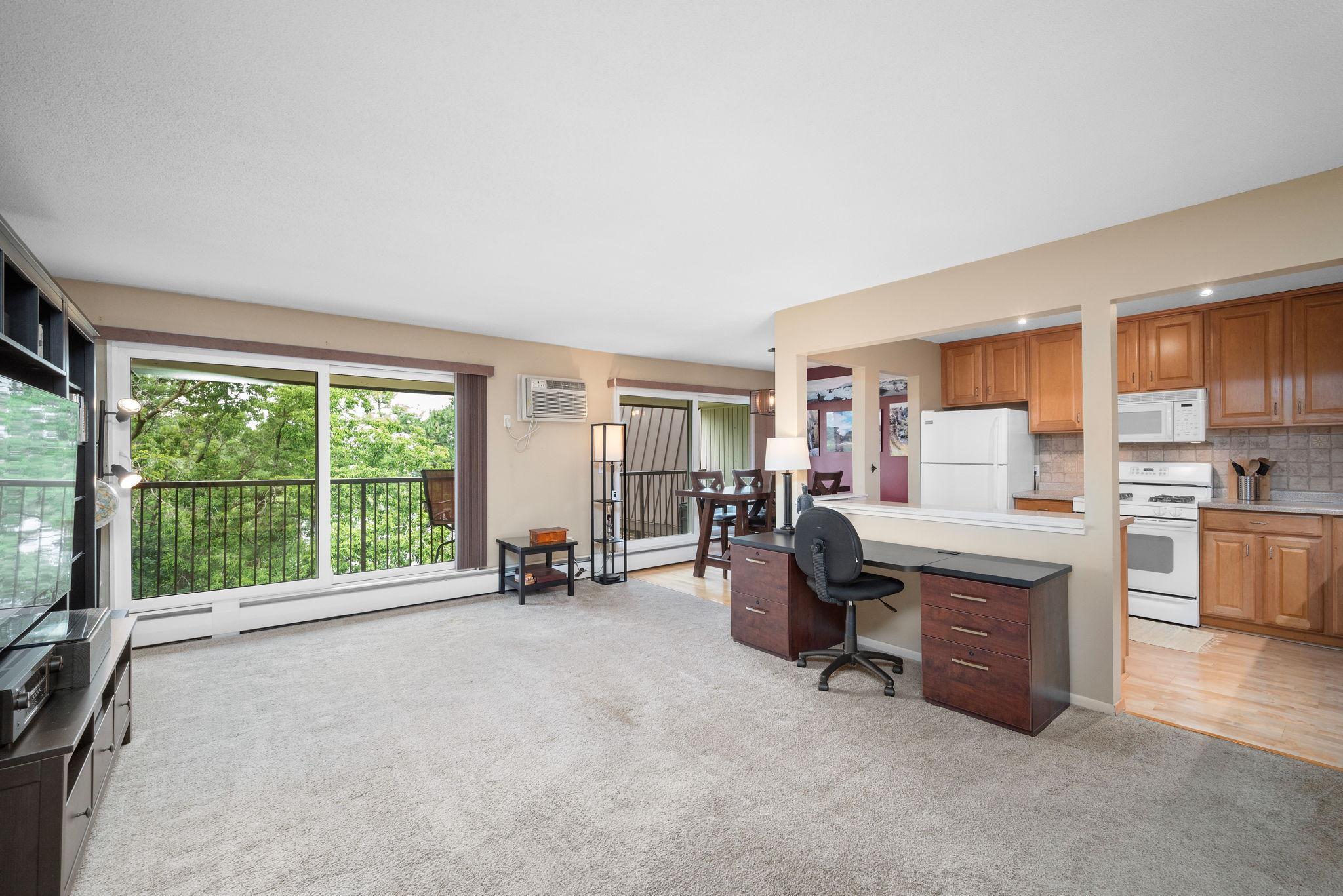 4860 Park Commons Drive 314