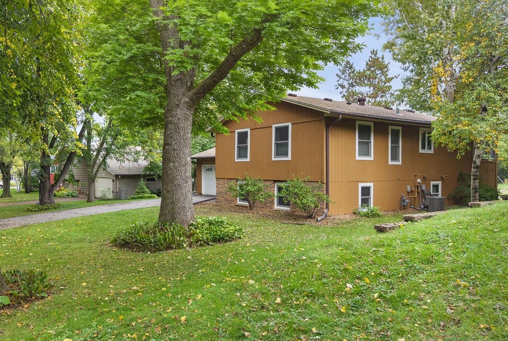 Photo of 1109 Elm Street, Northfield, MN 55057 (MLS # 7150893)