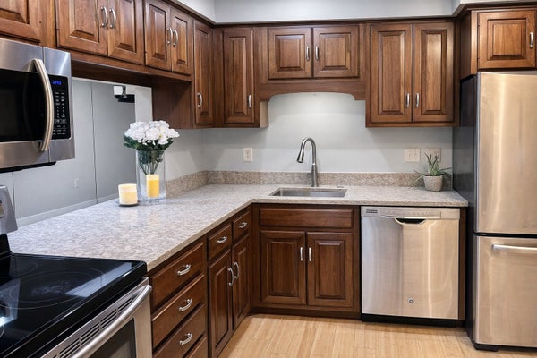 7510 CAHILL RD APT 303B, MINNEAPOLIS, MN 55439 - Image b91faaa383af3c70bebda7b41af8a8e4/1143856654