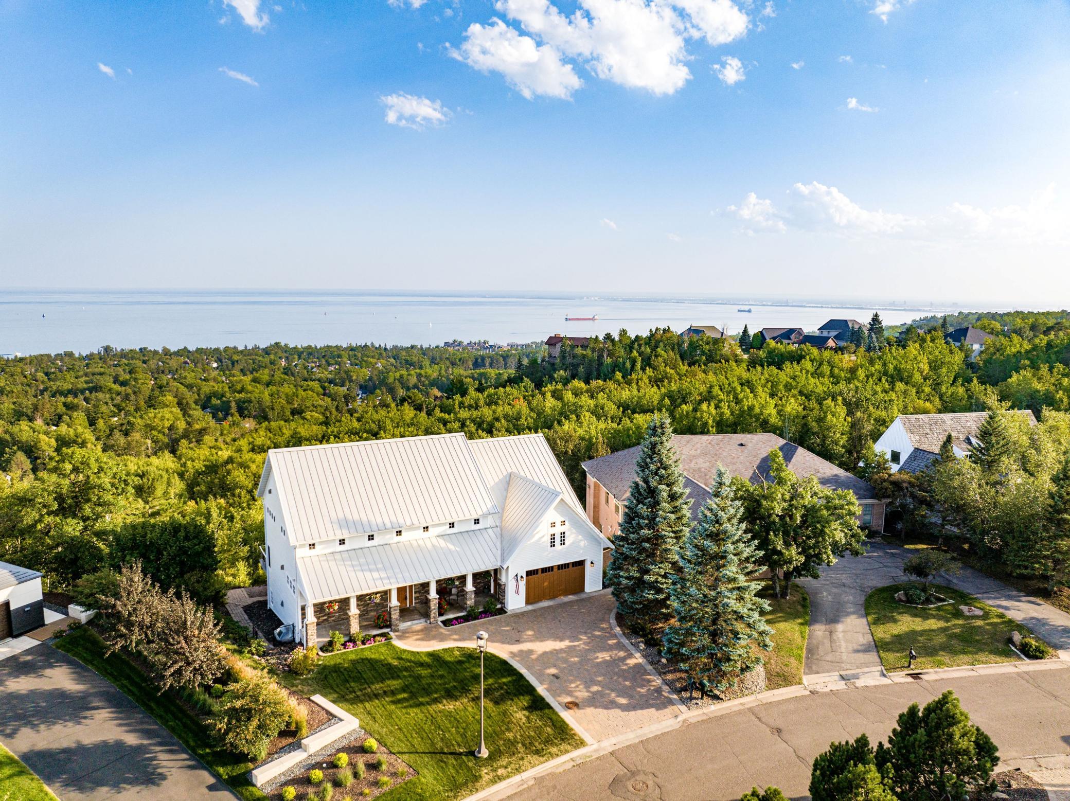 Duluth, Minnesota, 55804, United States, 5 Bedrooms Bedrooms, ,6 BathroomsBathrooms,Residential,Active,2014596
