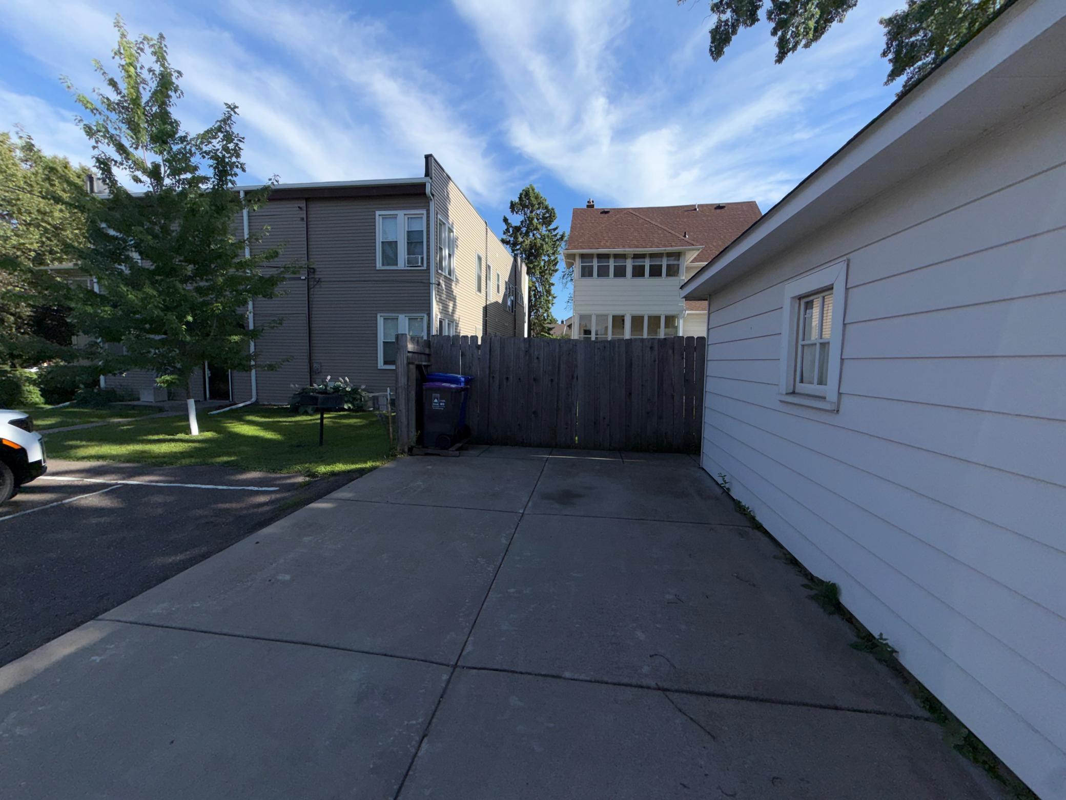 1293 Dayton Avenue