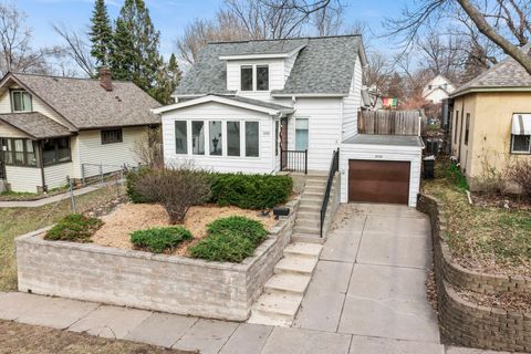 1088 Arundel Street Saint Paul MN 55117
