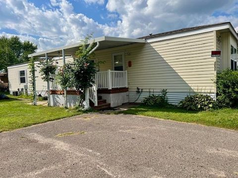 1231 Deerfield Drive Maplewood MN 55119