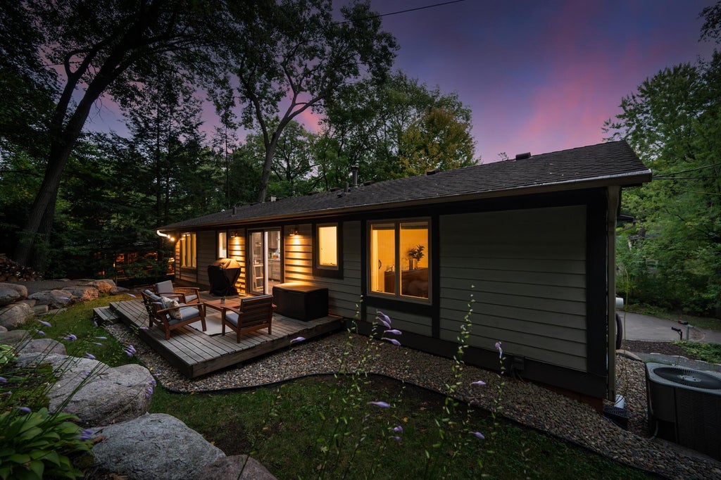Photo of 2222 Black Oak Drive, Minnetonka, MN 55305 (MLS # 7147279)