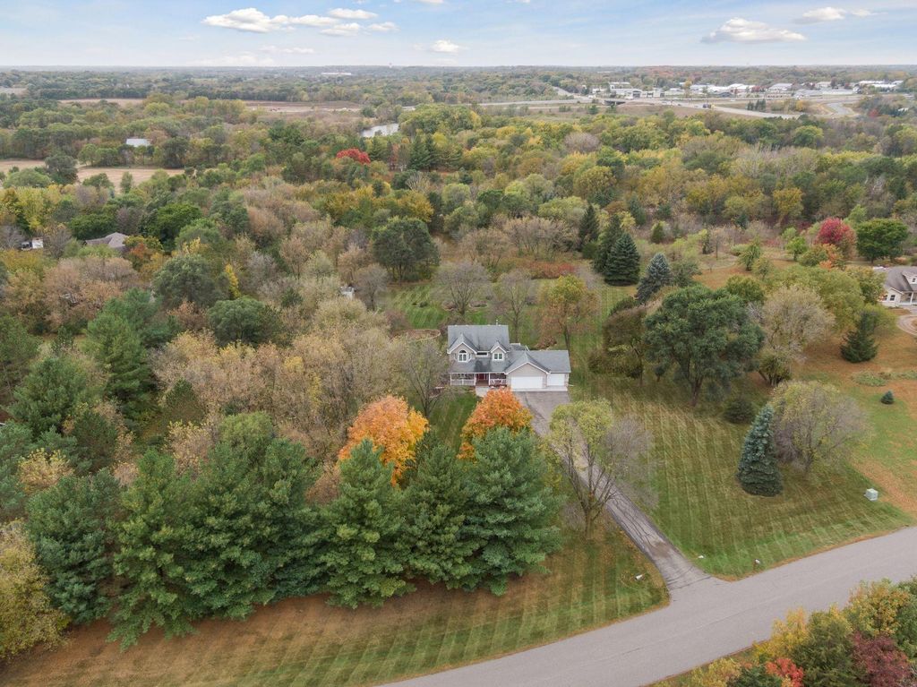 Photo of 15035 Cherokee Drive N, Rogers, MN 55374 (MLS # 7005386)