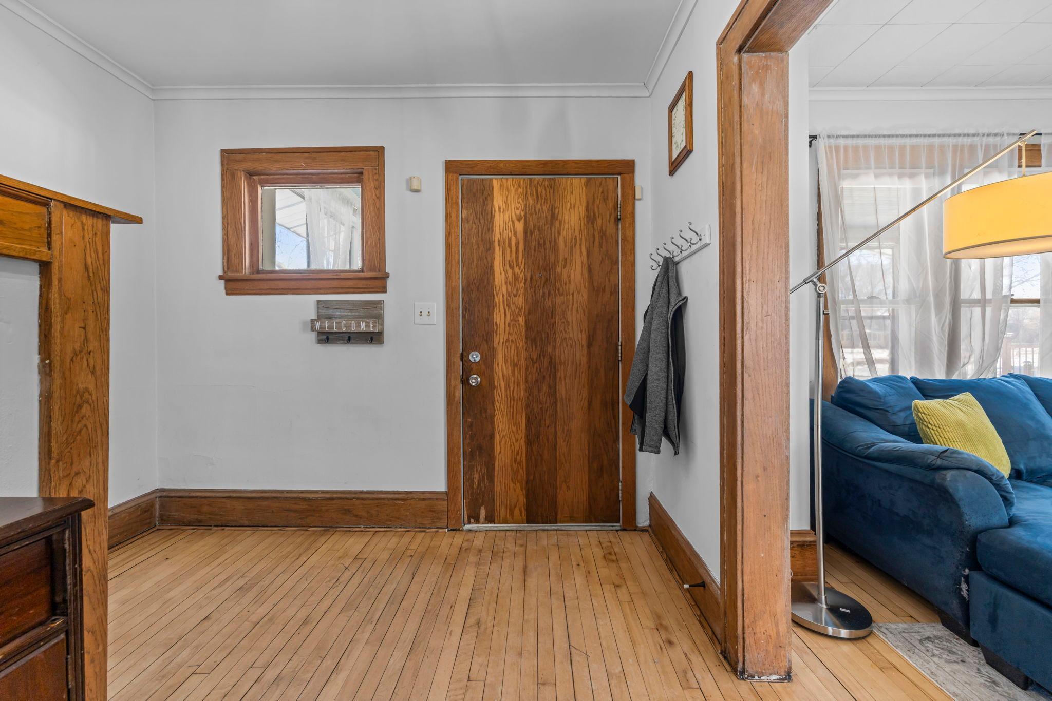 4106 Snelling Avenue