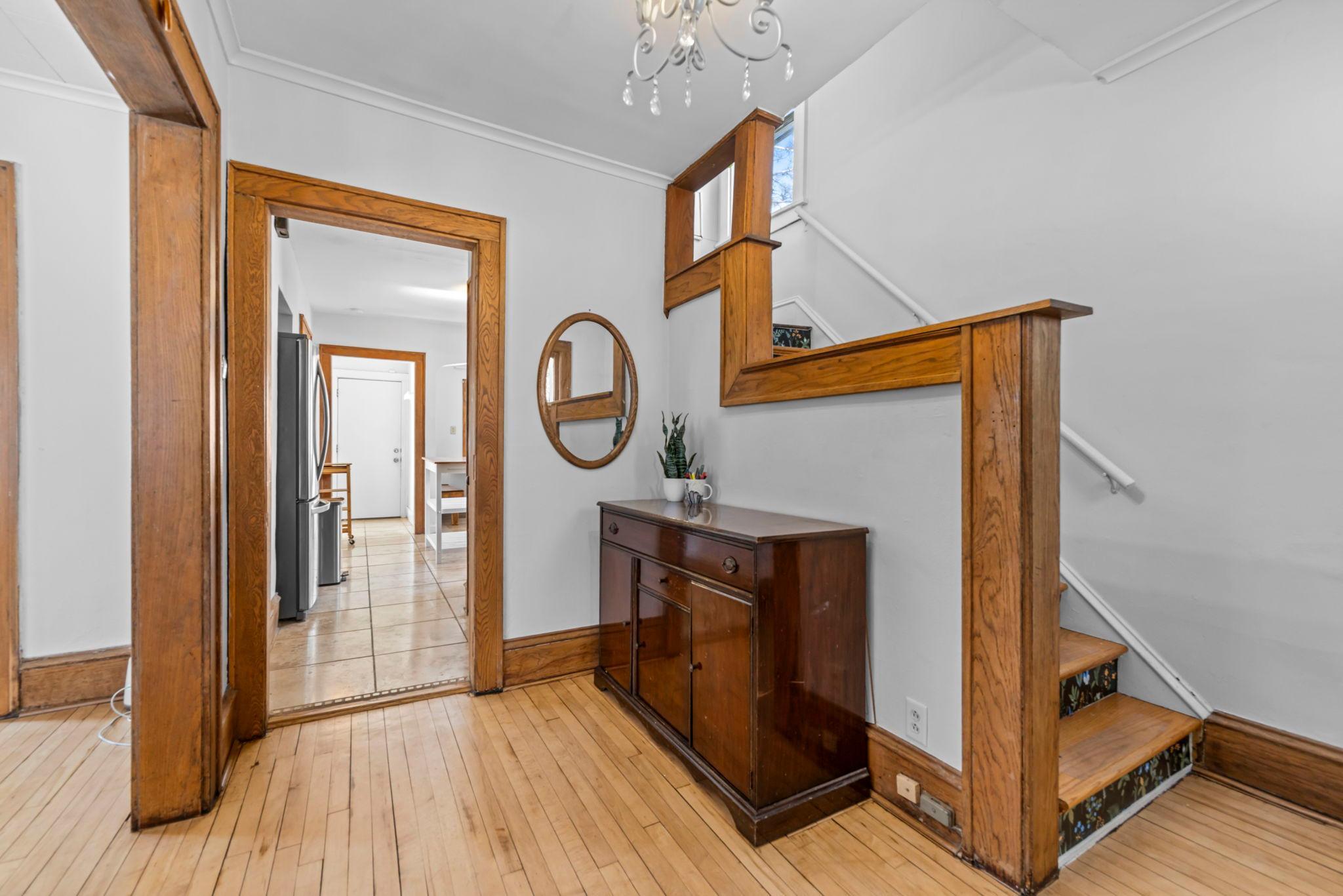 4106 Snelling Avenue