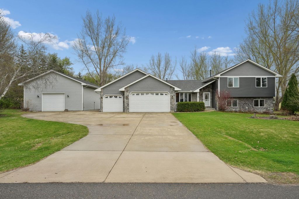 Photo of 9145 13th Street NE, Saint Michael, MN 55376 (MLS # 7060301)