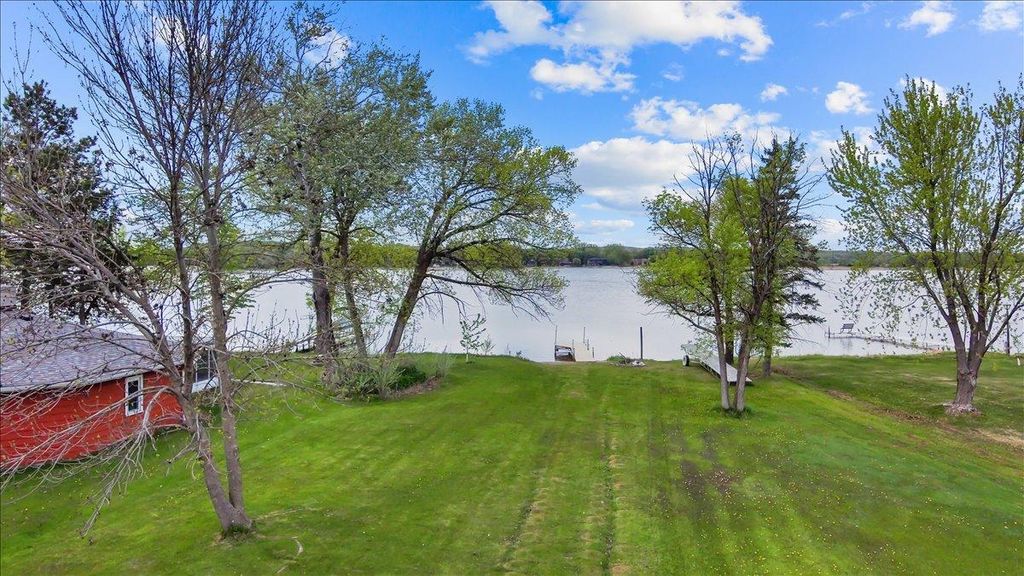 Photo of 605 Chinook Avenue SW, Avon, MN 56310 (MLS # 7076104)