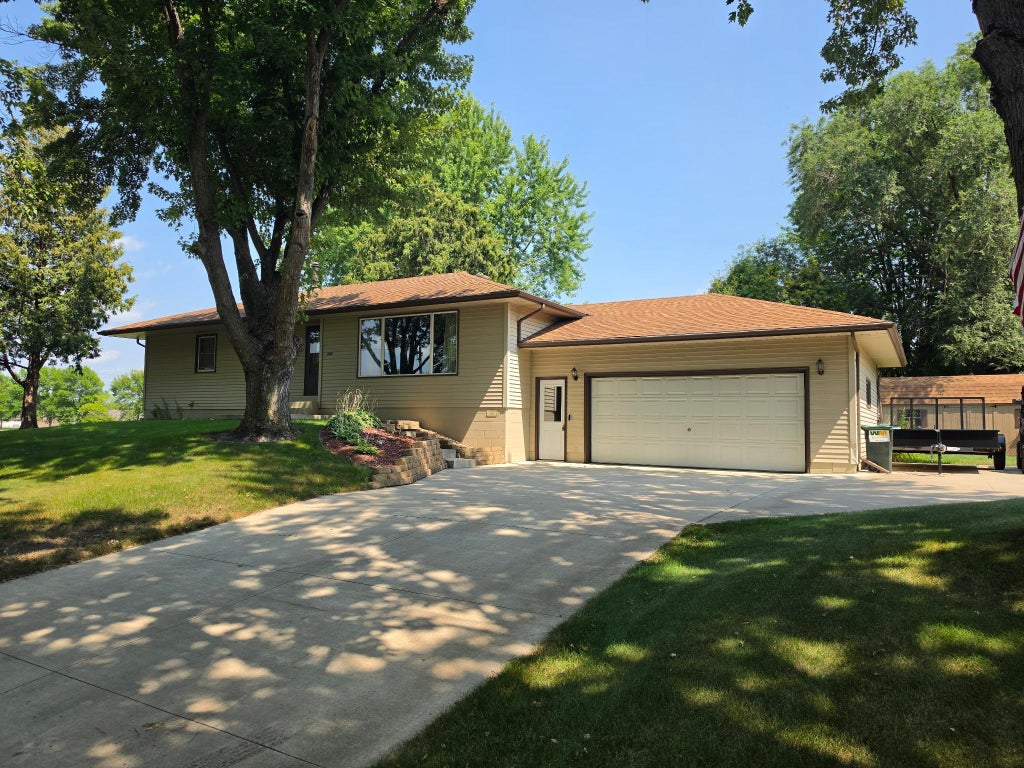 Photo of 408 Sunrise Drive, Litchfield, MN 55355 (MLS # 7077936)