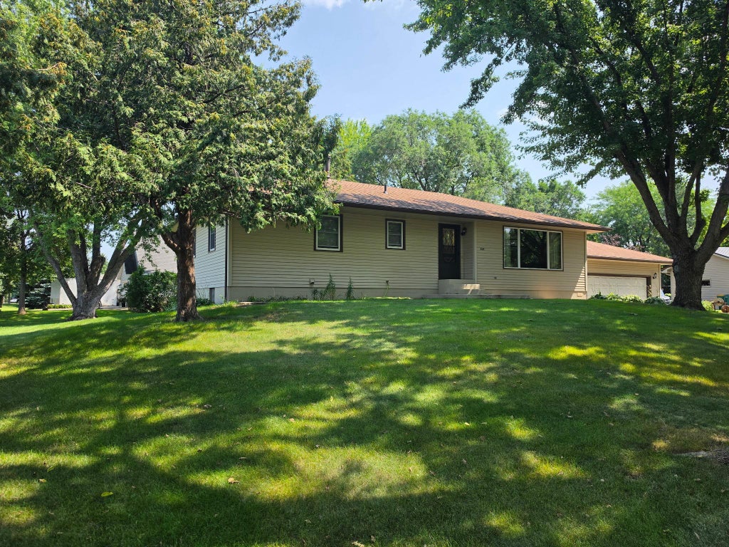 Photo of 408 Sunrise Drive, Litchfield, MN 55355 (MLS # 7077936)