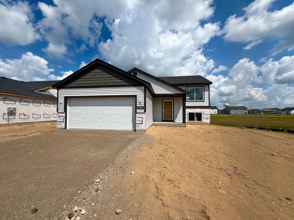 Photo of 37537 Greenway Avenue, North Branch, MN 55056 (MLS # 7104558)