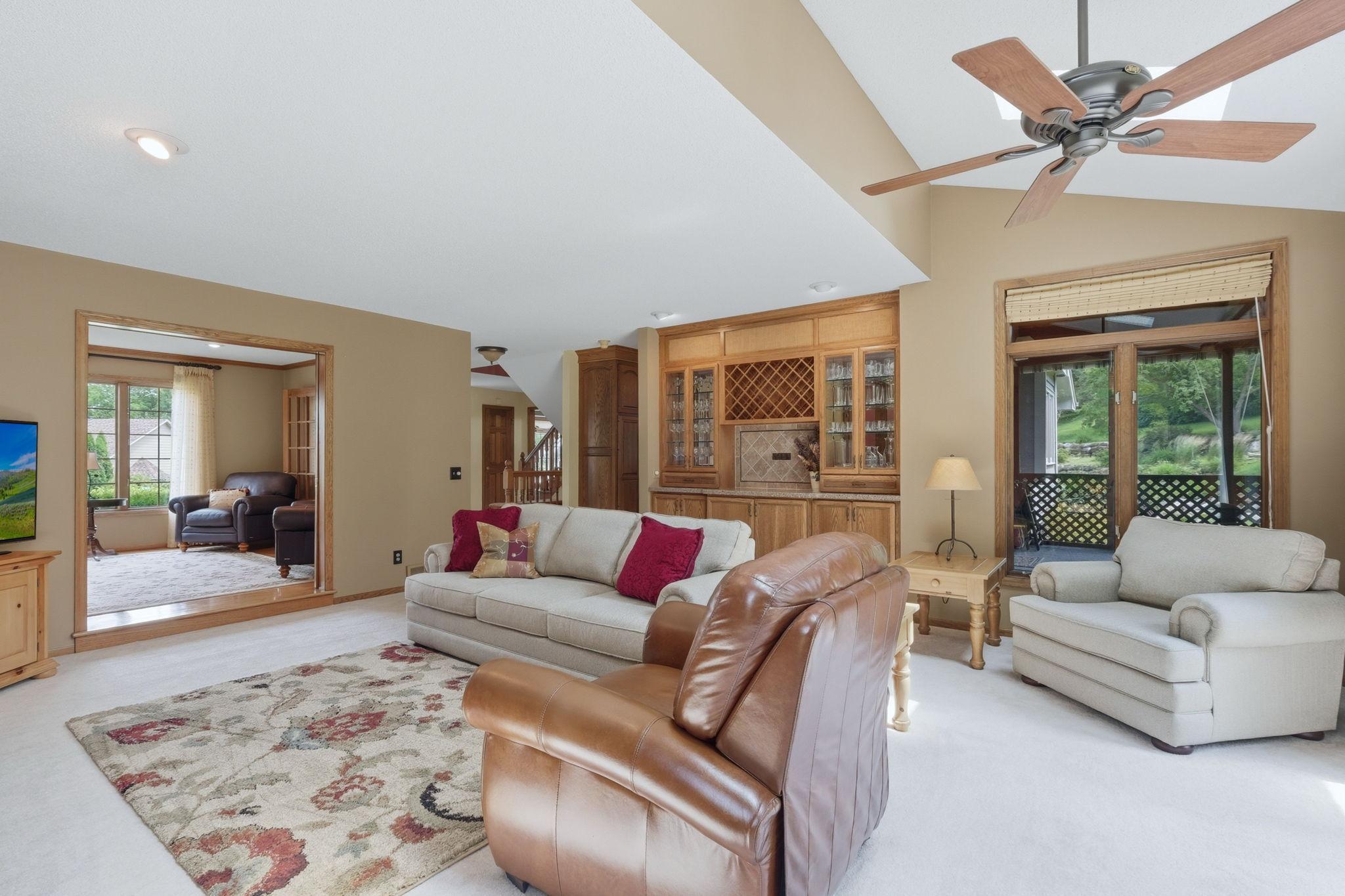 5025 W 94th Street