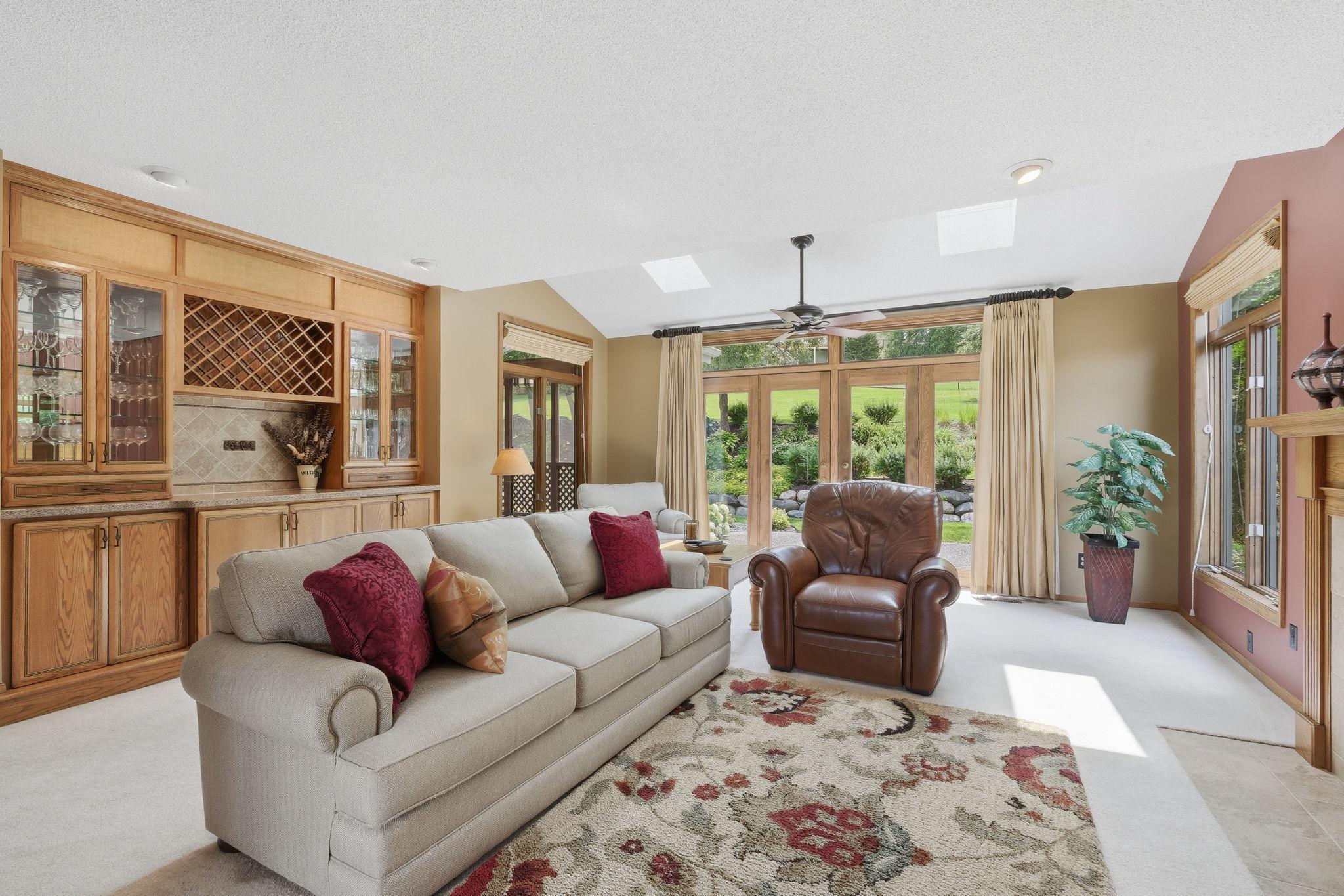 5025 W 94th Street