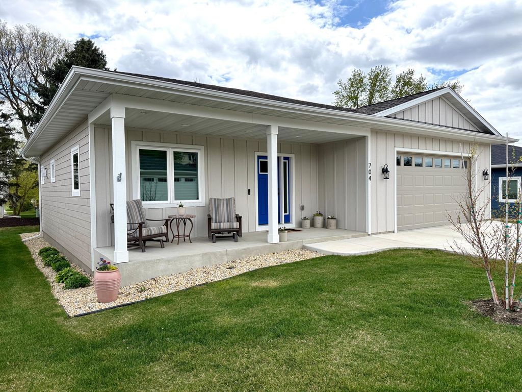 Photo of 704 Maple Place, Northfield, MN 55057 (MLS # 7069948)