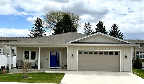 Photo of 704 Maple Place, Northfield, MN 55057 (MLS # 7069948)