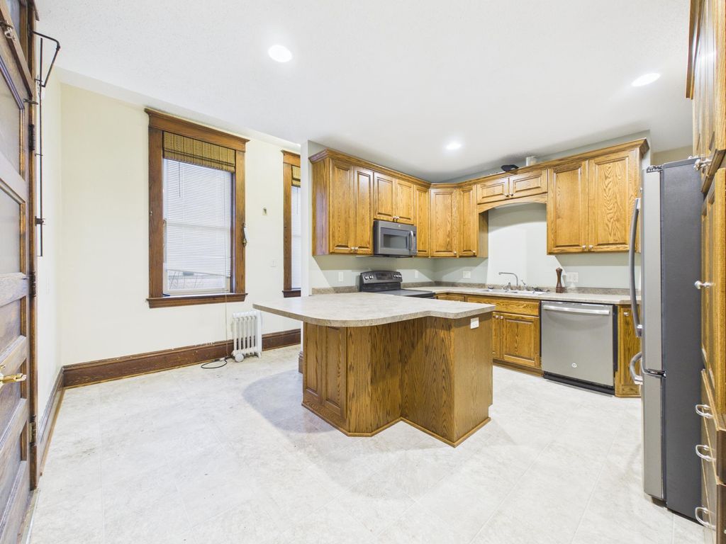 Photo of 402 Second Street ST SE, Melrose, MN 56352 (MLS # 7068886)