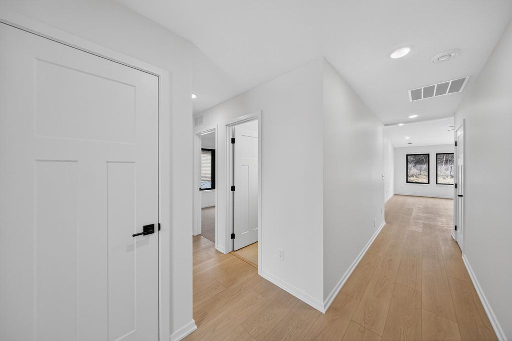 Photo of 1420 Sunrise Avenue SE, Rochester, MN 55904 (MLS # 7026208)