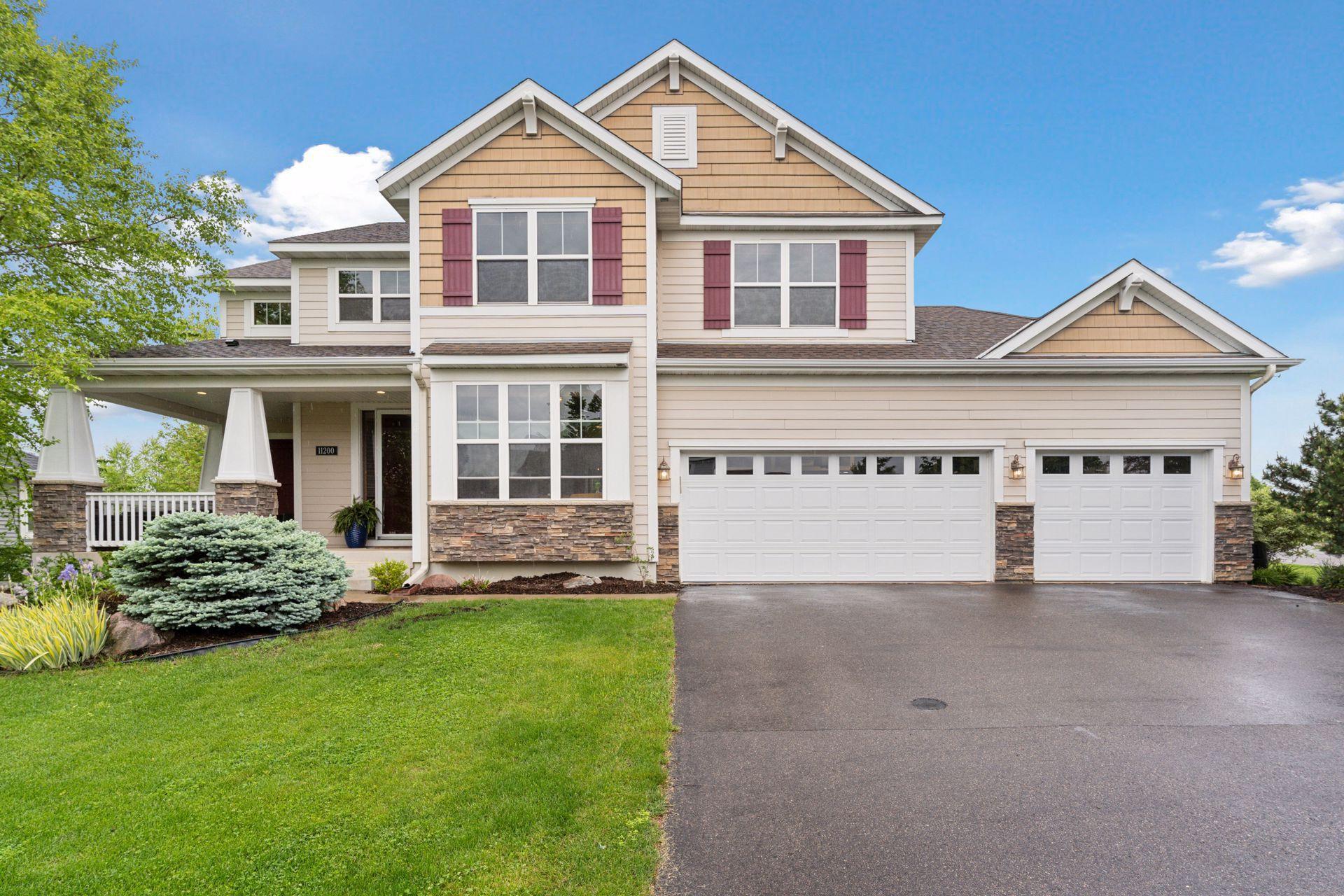 11200 Walnut Lane