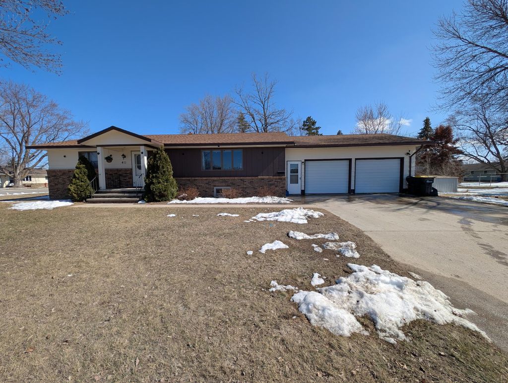Photo of 411 6th Avenue SW, Perham, MN 56573 (MLS # 7053247)