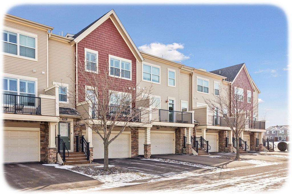 Photo of 11712 84th Avenue N, Maple Grove, MN 55369 (MLS # 7013317)