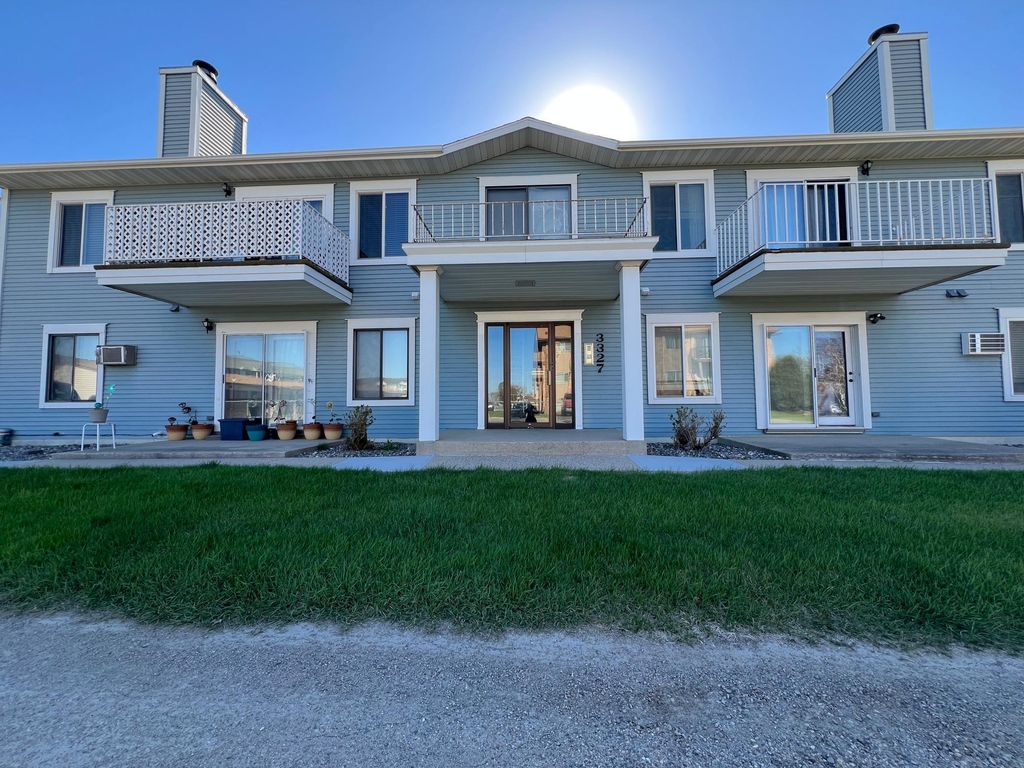 Photo of 3327 15th Avenue S #D, Fargo, ND 58103 (MLS # 7073025)