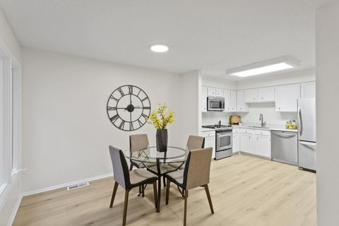 122 Avignon Court Woodbury MN 55125