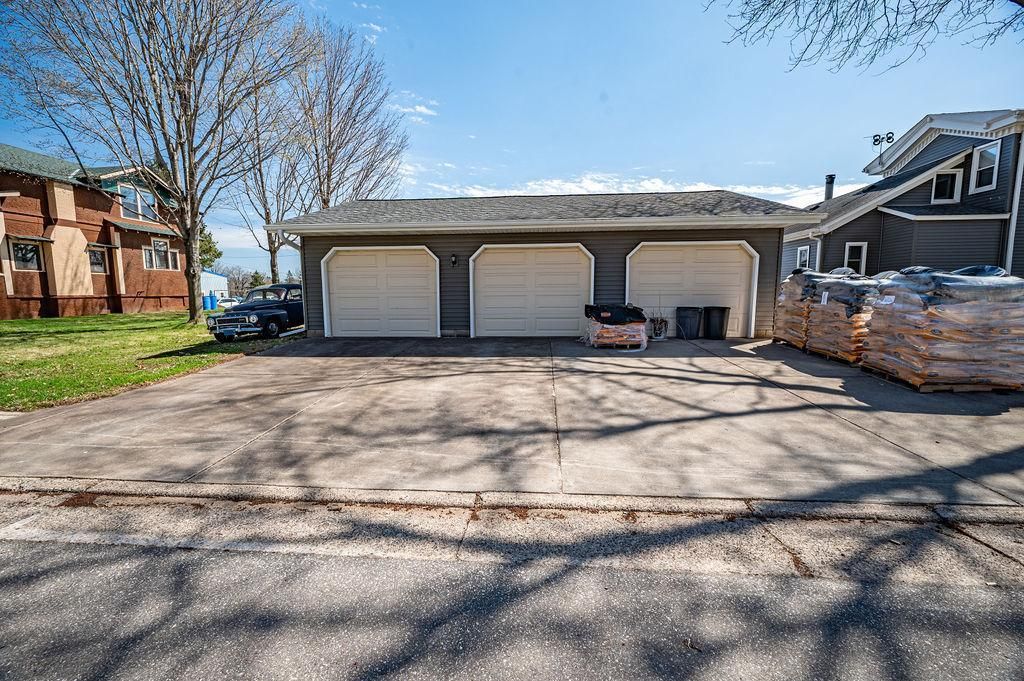 Photo of 438 W Kinne Street, Ellsworth, WI 54011 (MLS # 7058813)