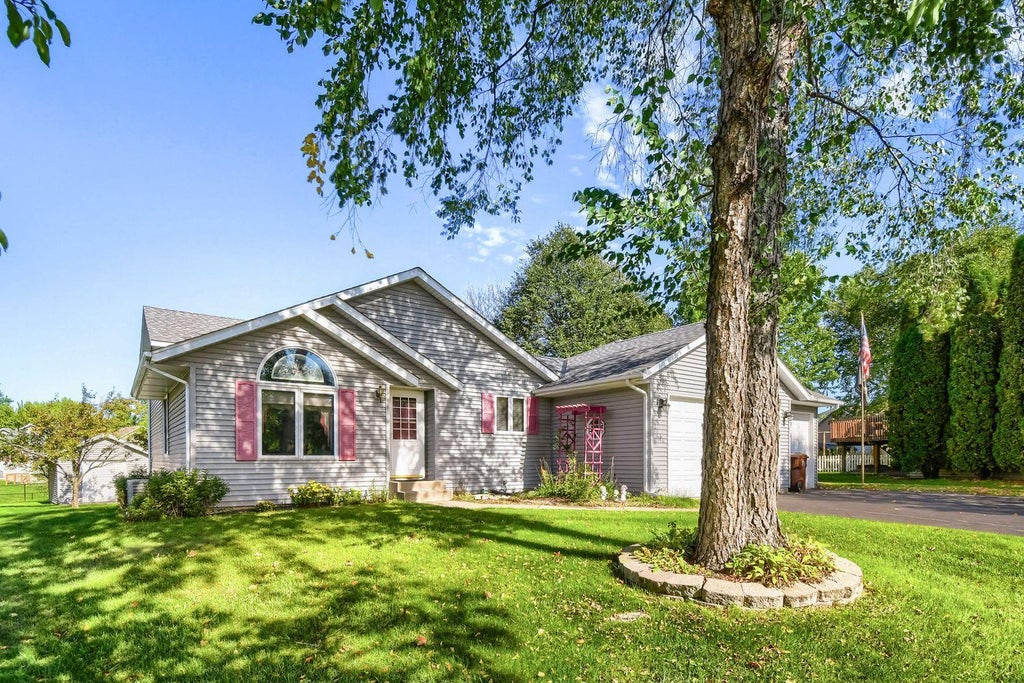 Photo of 1186 Winter Court, Hastings, MN 55033 (MLS # 7152795)