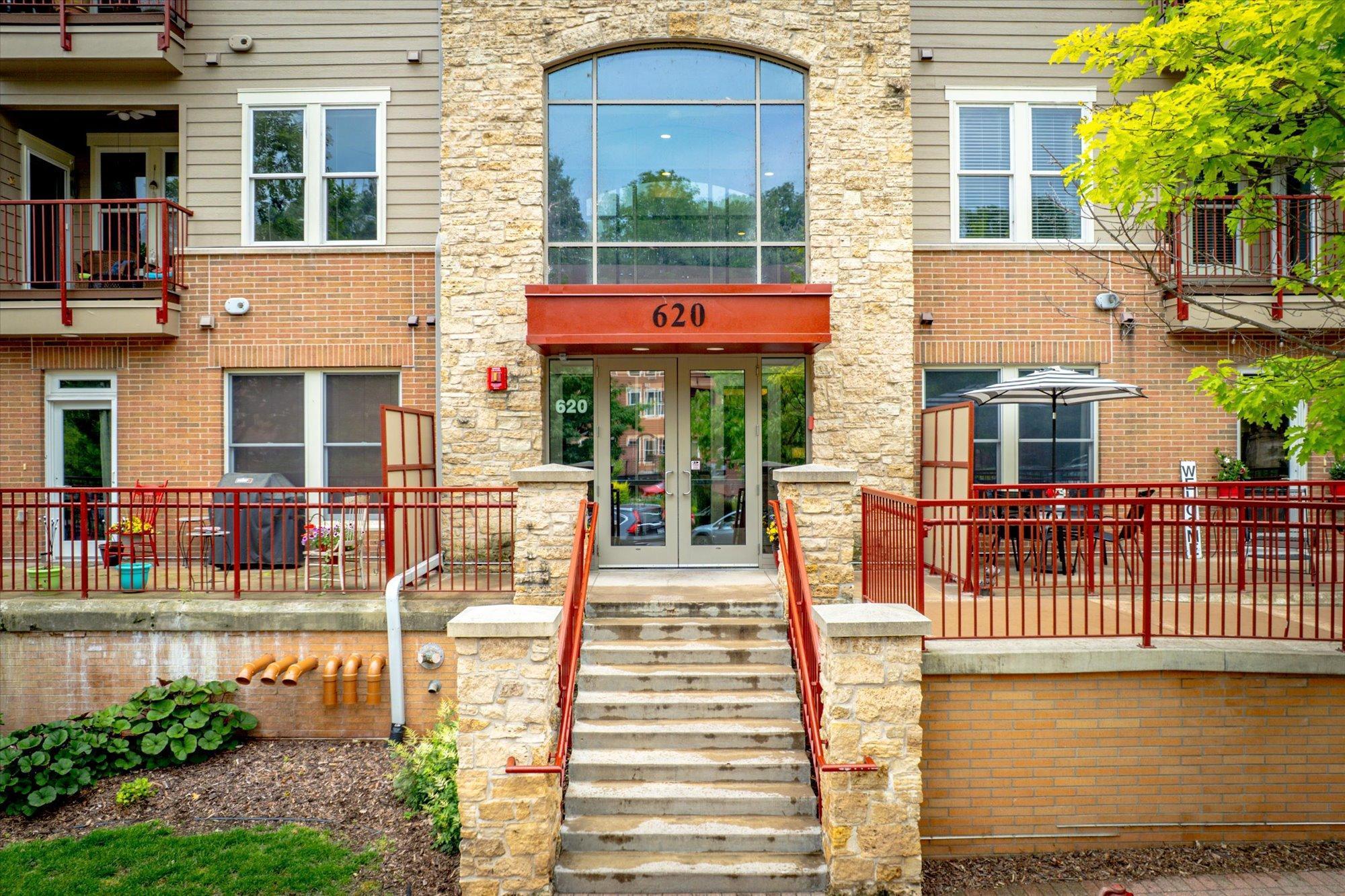 620 Main Street N 114