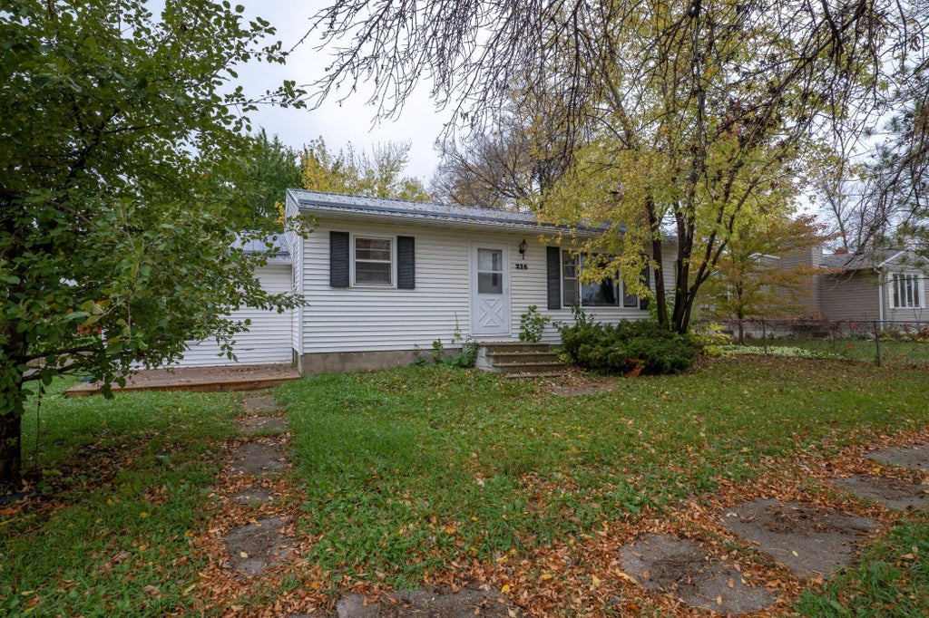 Photo of 216 1st Avenue E, Halstad, MN 56548 (MLS # 7160599)