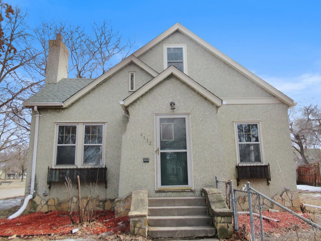 Photo of 4432 James Avenue N, Minneapolis, MN 55412 (MLS # 7037981)