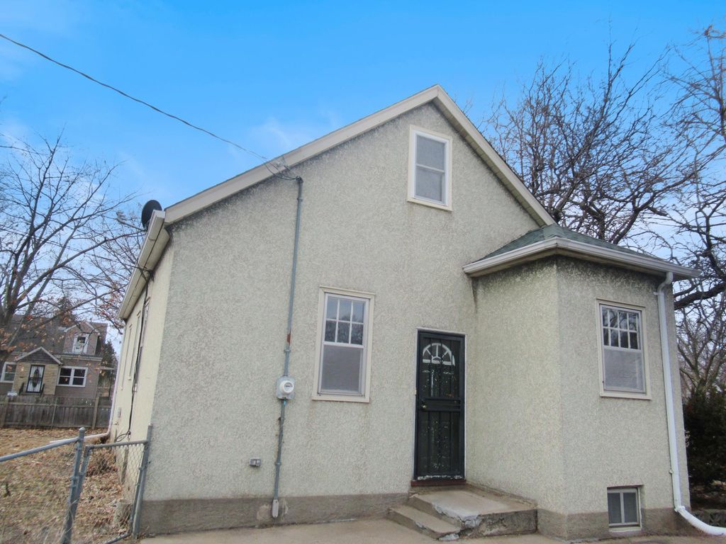 Photo of 4432 James Avenue N, Minneapolis, MN 55412 (MLS # 7037981)