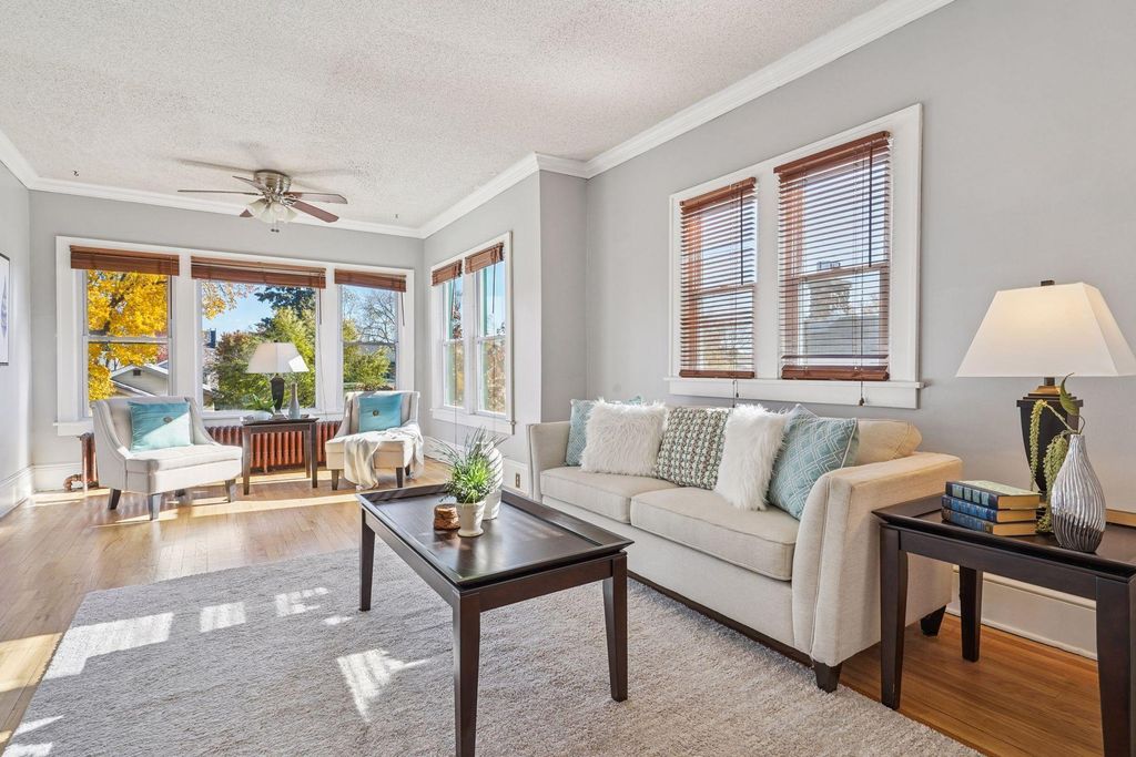 Photo of 4104 Bryant Avenue S #202, Minneapolis, MN 55409 (MLS # 7001946)