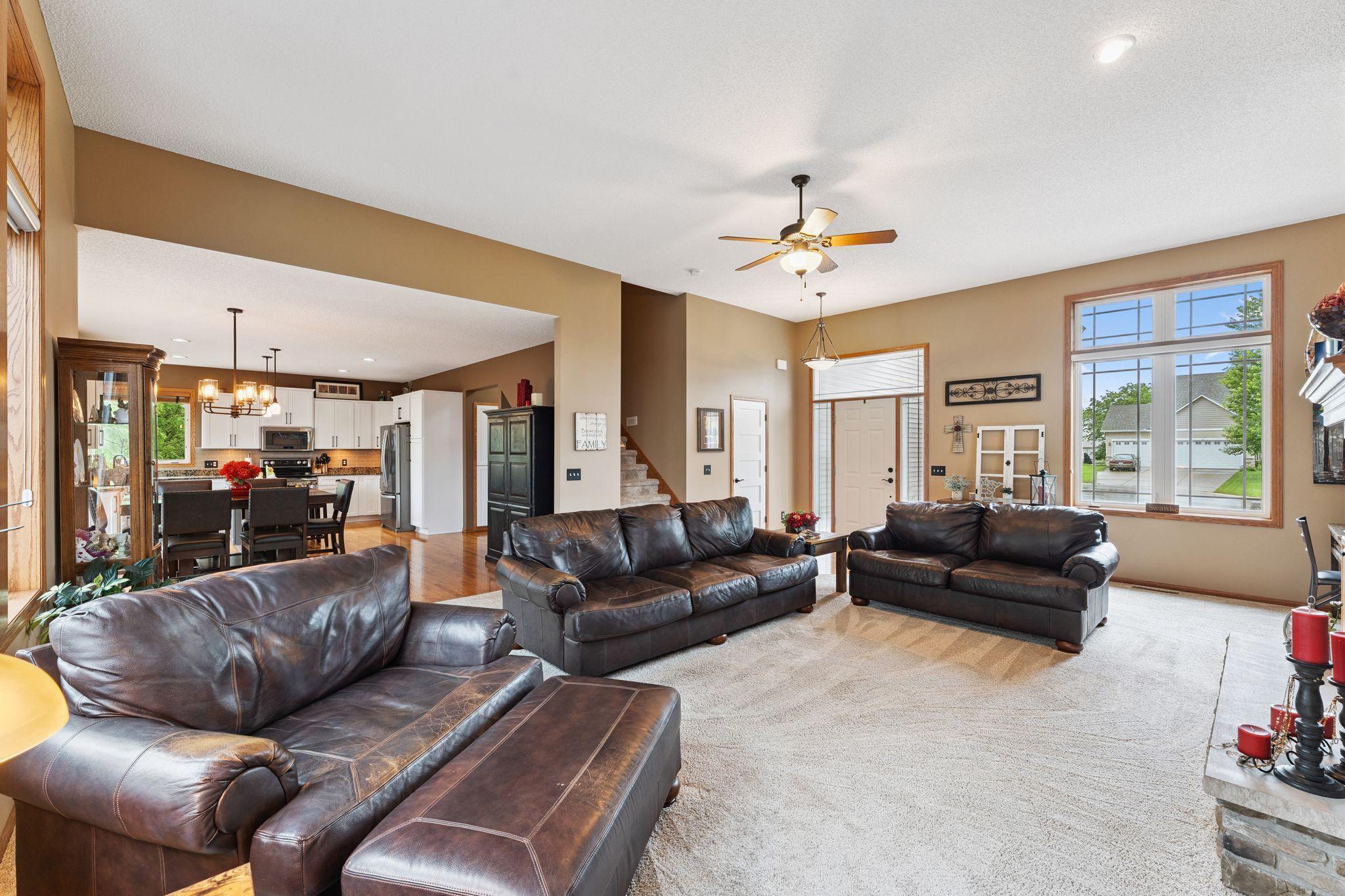 4829 Redpoll Court