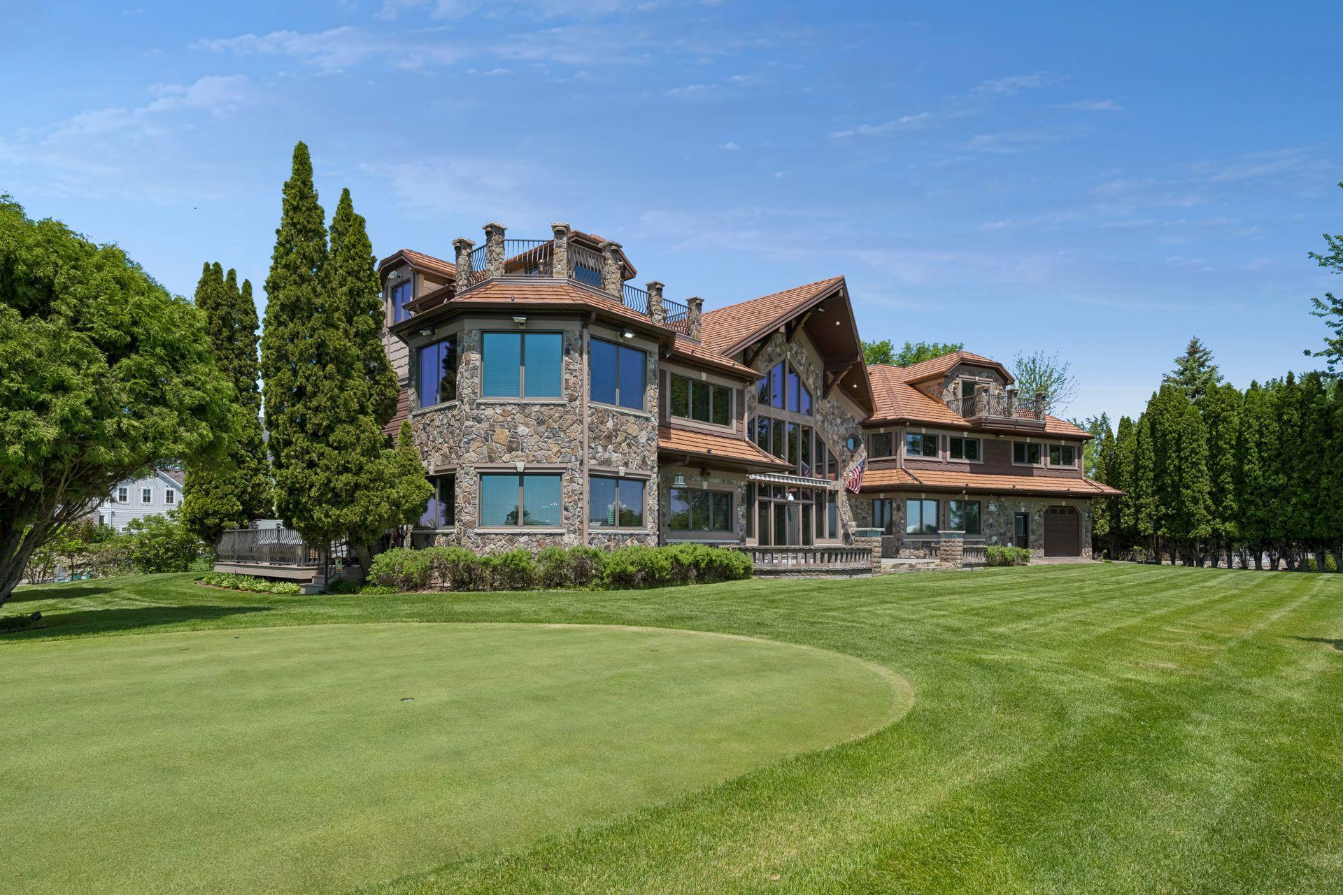 4100 Enchanted Lane