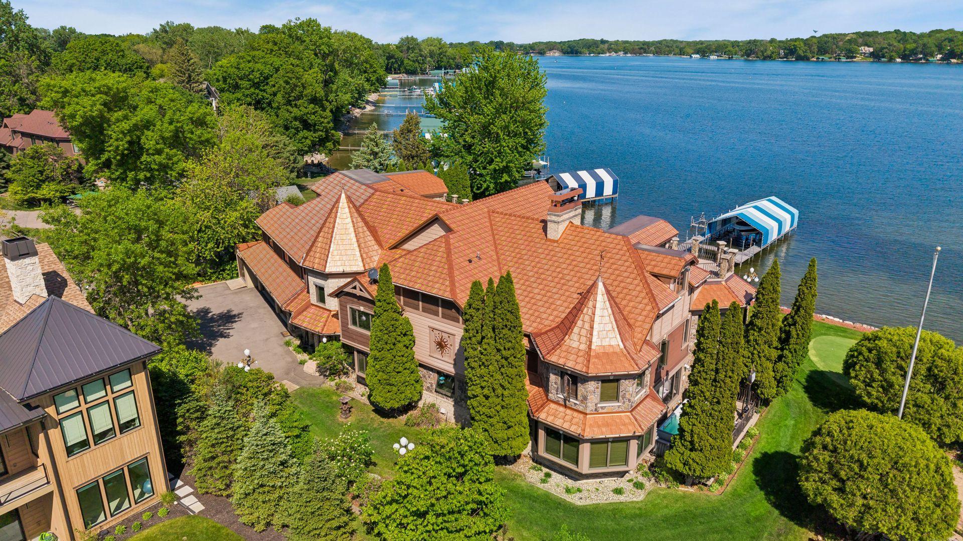 4100 Enchanted Lane