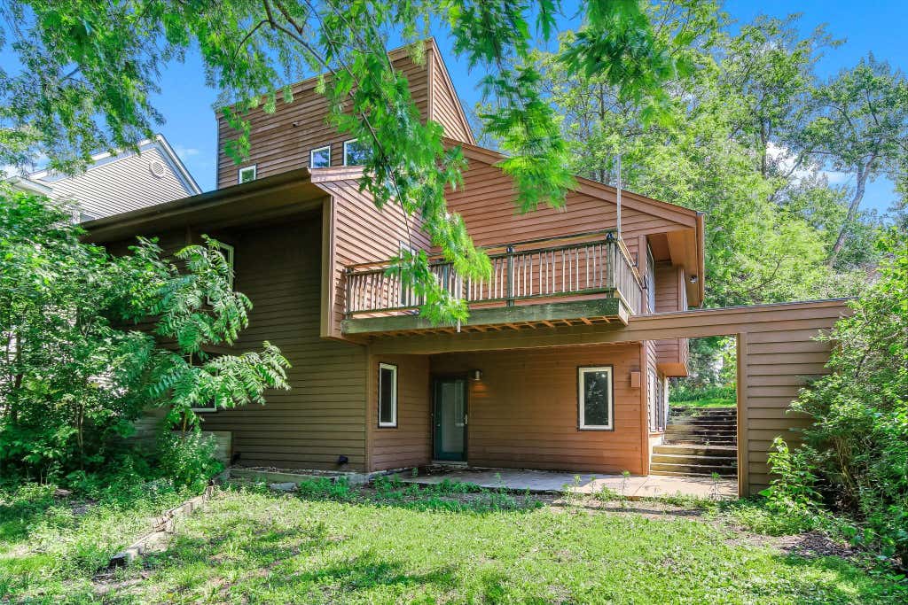 Photo of 760 1st Avenue NW, New Brighton, MN 55112 (MLS # 7134803)