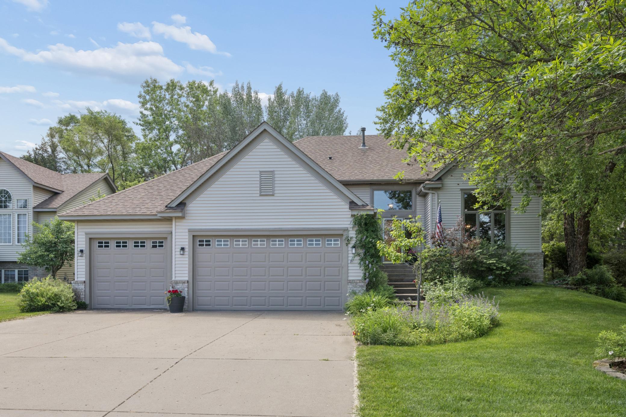 638 Oakwood Drive