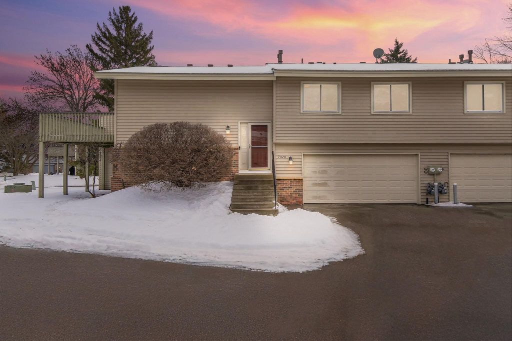 Photo of 7020 Pima Lane, Chanhassen, MN 55317 (MLS # 7001503)