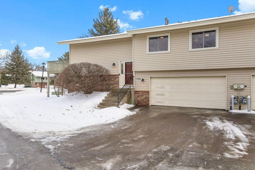 Photo of 7020 Pima Lane, Chanhassen, MN 55317 (MLS # 7001503)