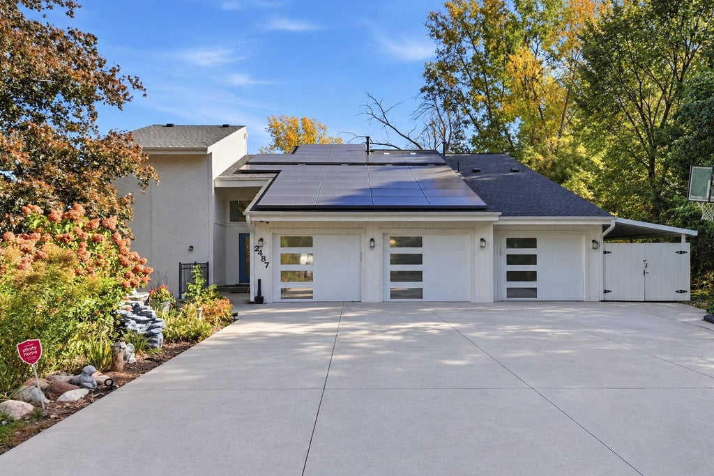 Photo of 2457 Dianna Lane, Little Canada, MN 55117 (MLS # 7158606)