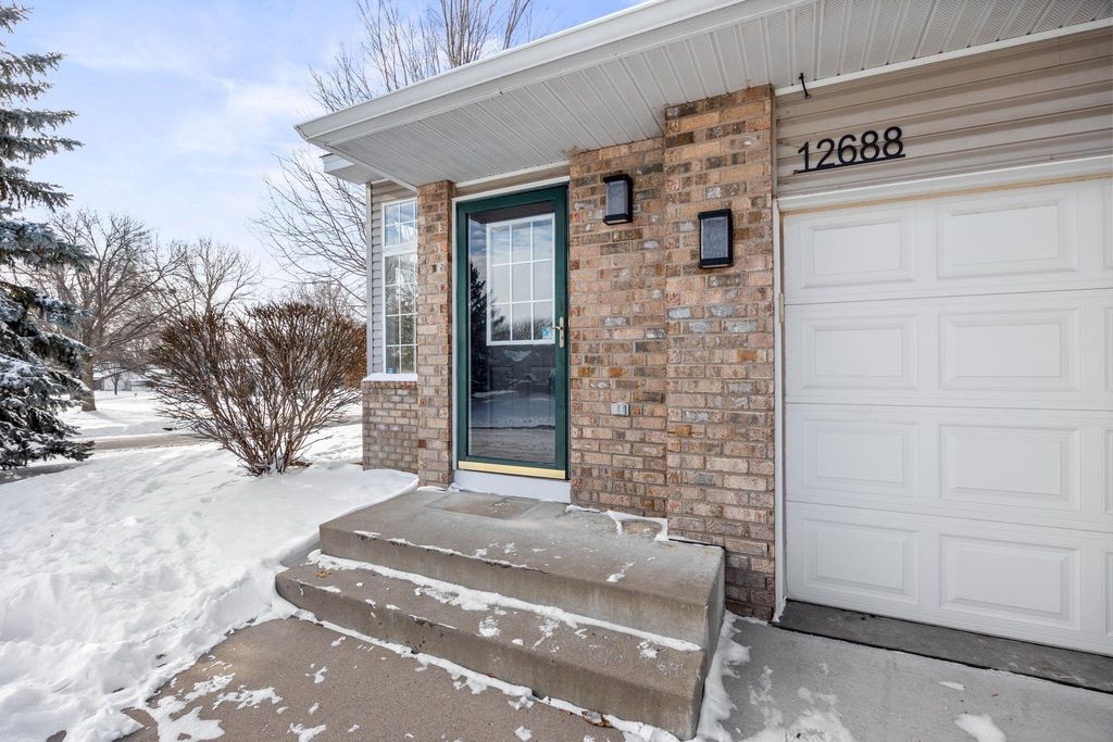Photo of 12688 74th Avenue N, Maple Grove, MN 55369 (MLS # 6823109)