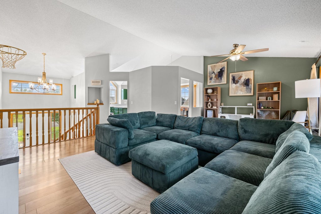 Photo of 2044 Pheasant Run Street, Shakopee, MN 55379 (MLS # 7157003)