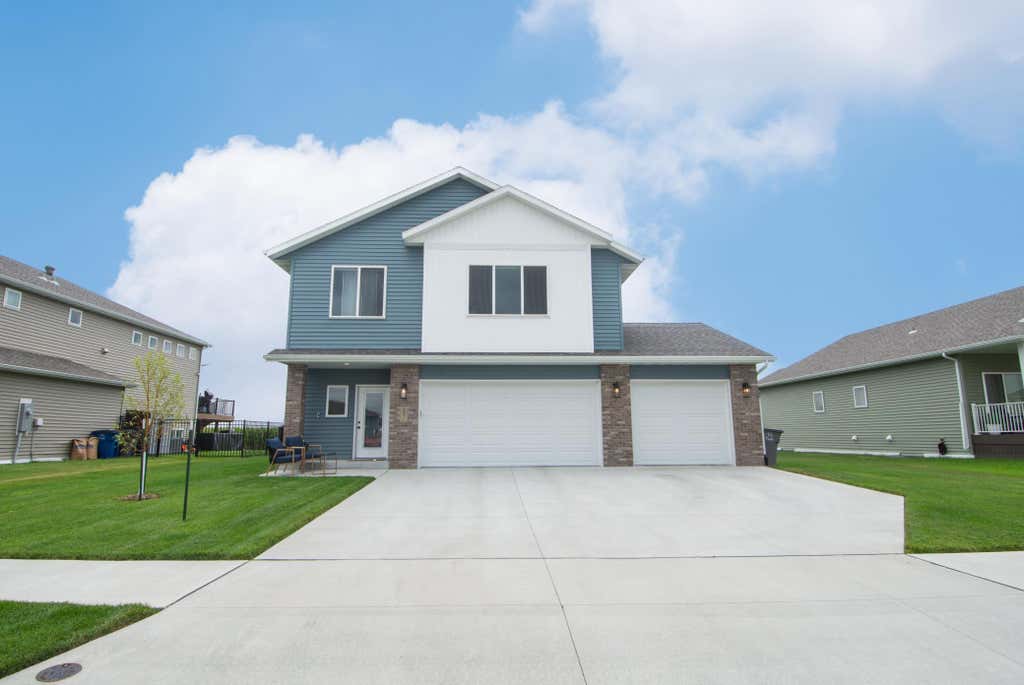 Photo of 4871 Hampton Circle S, Moorhead, MN 56560 (MLS # 7128461)