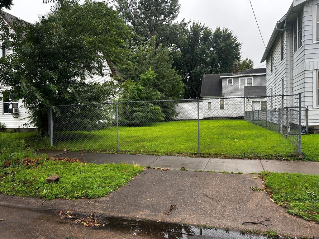 Photo of 1004 20th Avenue NE, Minneapolis, MN 55418 (MLS # 7110487)