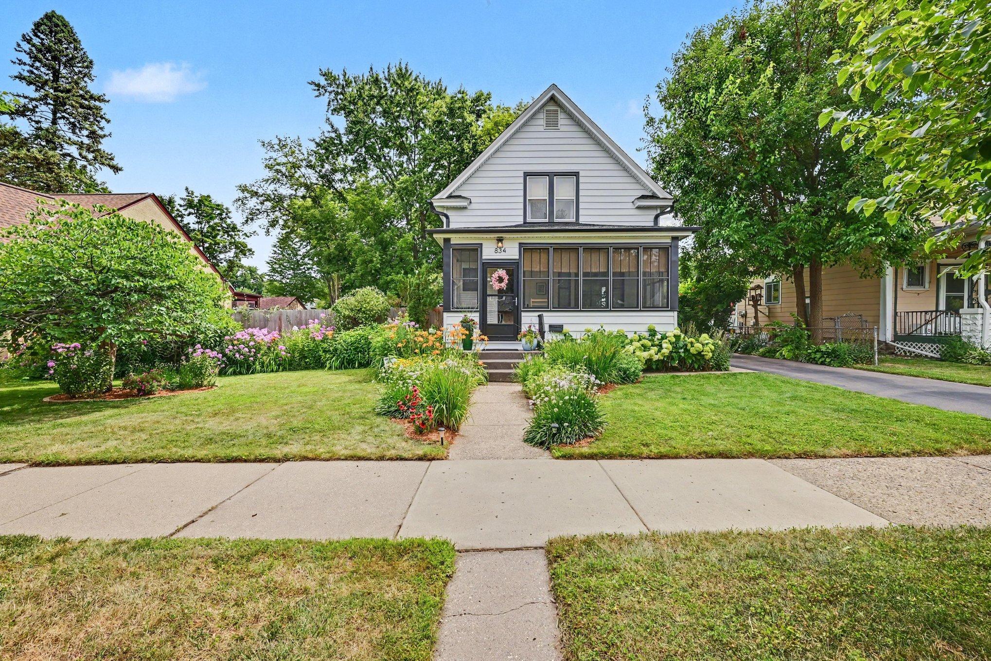 834 Stryker Avenue