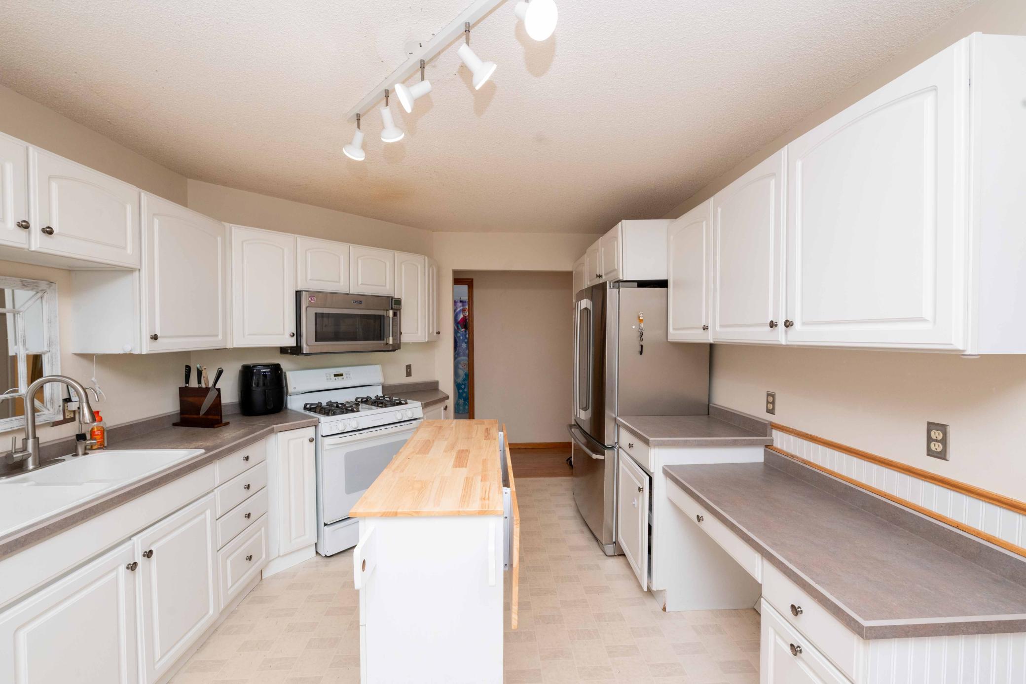 3488 Midland Court